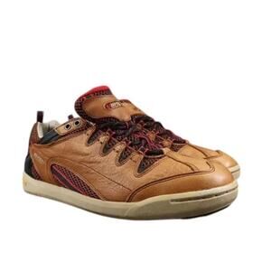 Hi Tec Shoes Mens 9.5 Sneakers Sierra Leather Active Outdoor Vibram Sport Casual
